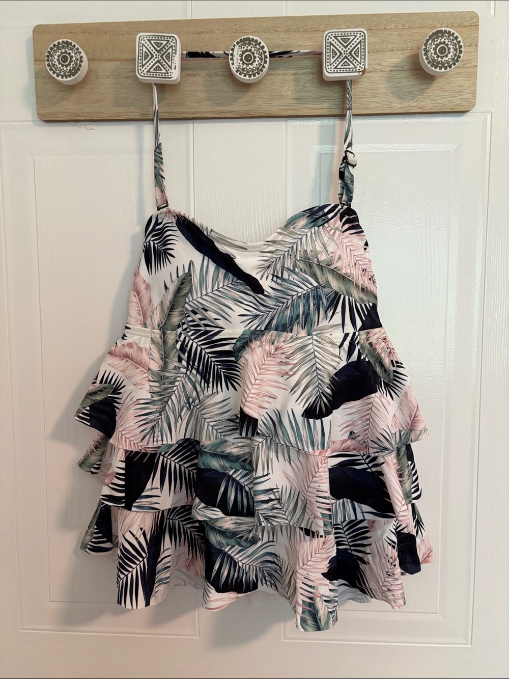Island Escape (Macy’s) Palm-Print Tiered Tankini